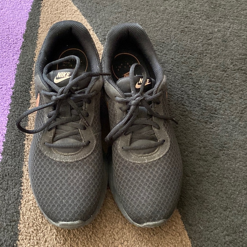 Nike used shoes in good condition size 8